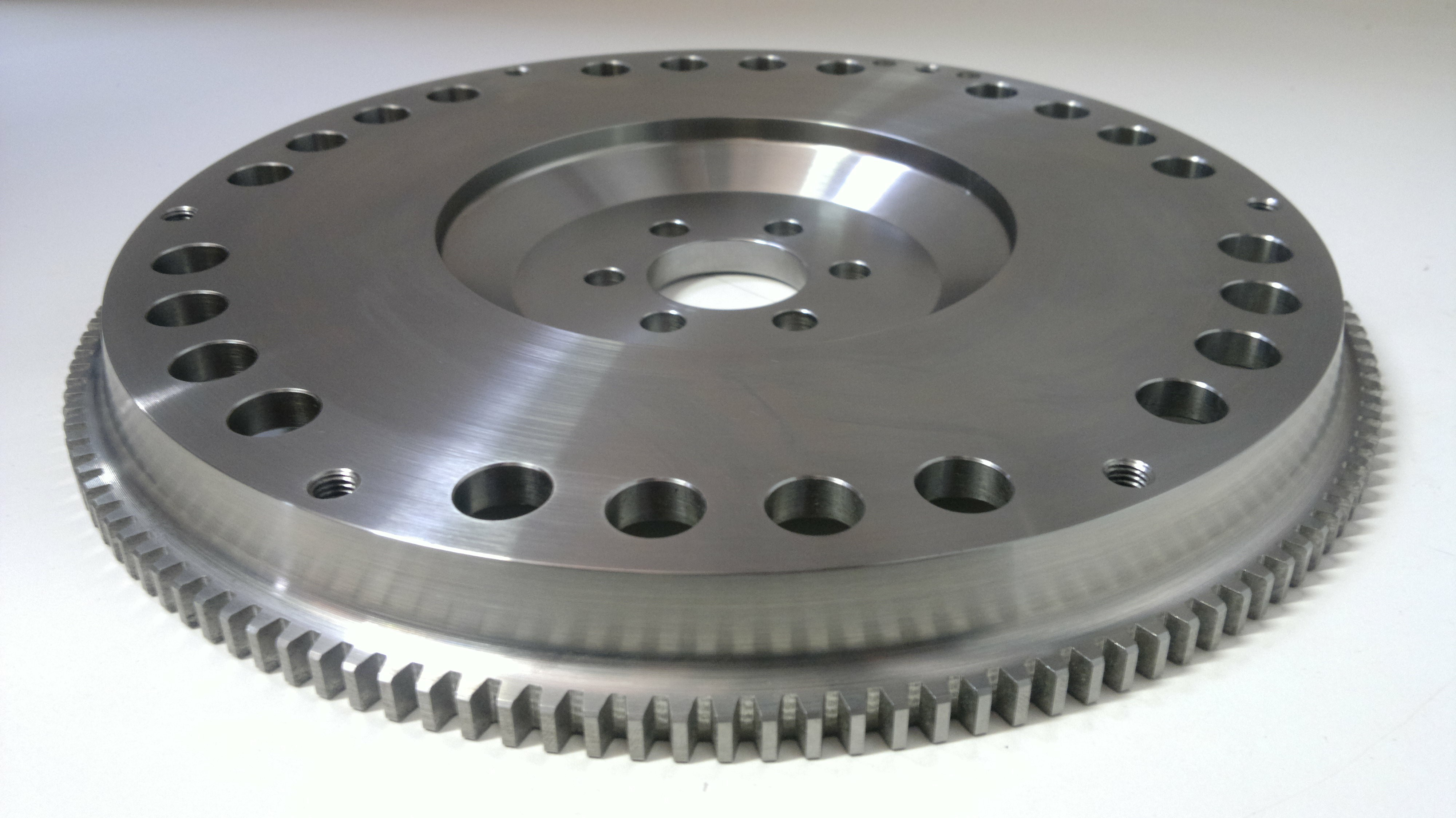 Volano TTV leggero per Opel Manta 400 2.4 CIH frizione standard - TTV-0935 - 0935 - 3661768641422