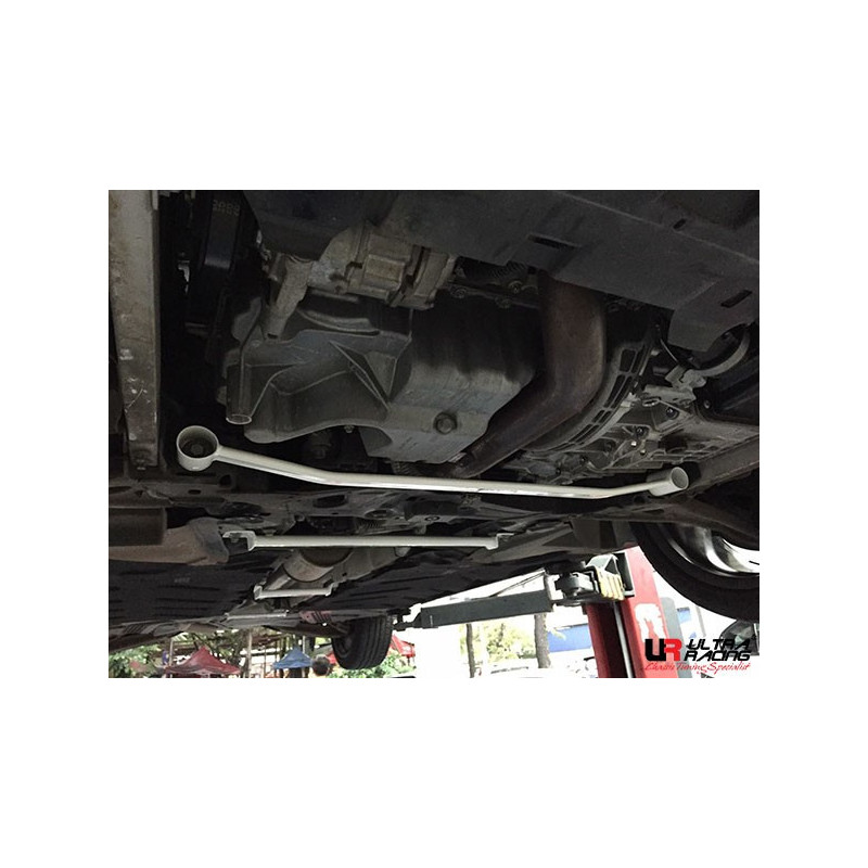 Barre de liaison inférieure Avant Mercedes A250 / AMG 13+ W176 2 points - U-229622 - URTH-LA2-2803 - 3661768671498