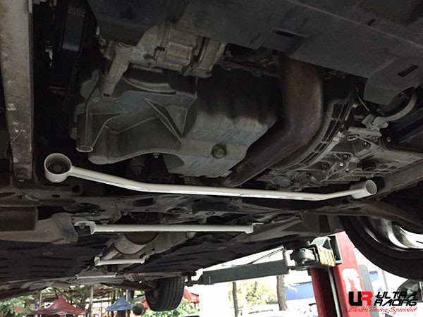 Untere Verbindungsstange Avant Mercedes A250 / AMG 13+ W176 2-Punkt - U-229622 - URTH-LA2-2803 - 3661768671498