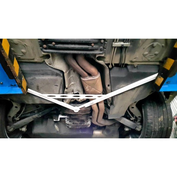 Renfort inférieur Arrière 3 pts BMW 3-Series E46 M3 3.2 01-06 - U-229719 - URTW-RL3-2886 - 3661768680186