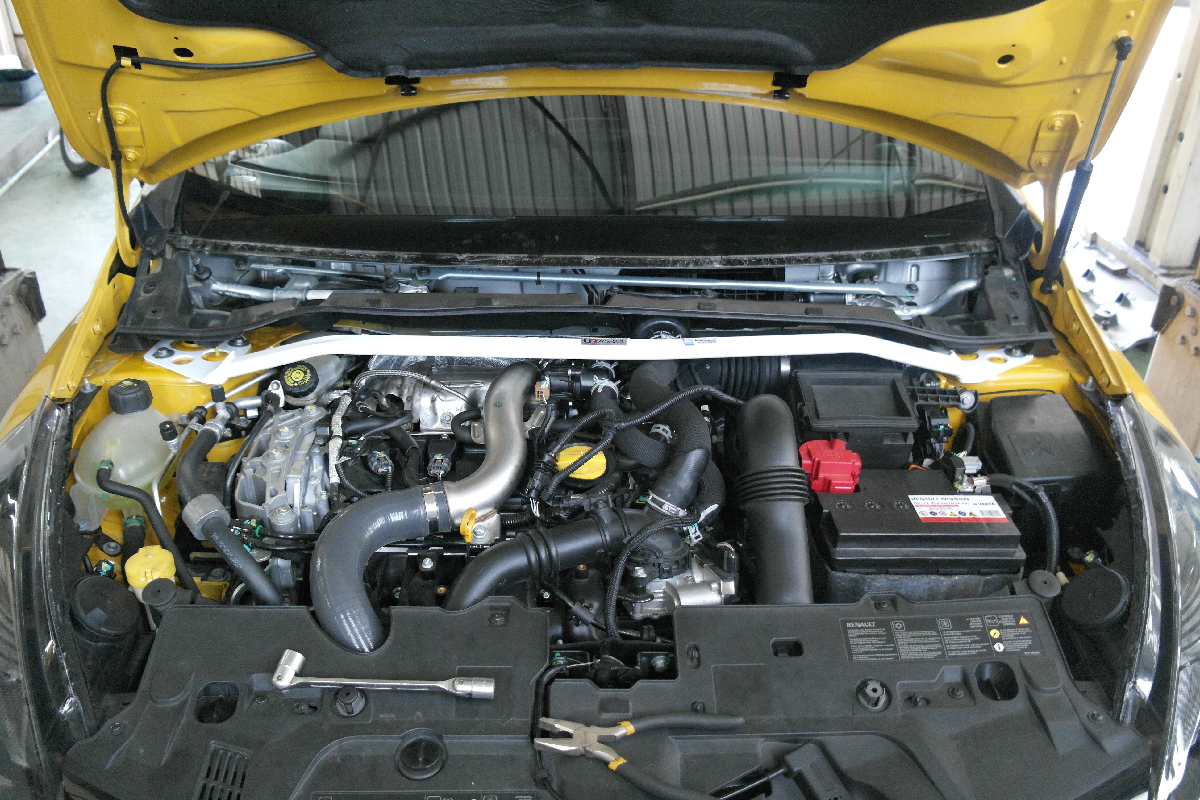 Anti-Hopping-Leiste oben Avant Renault Clio RS Mk4 13+ 2 Punkte - U-230541 - 230541 - 3661768680889
