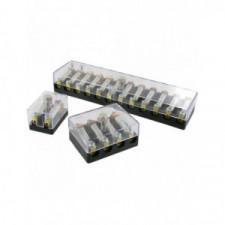 Box 12 fuses 8A + fuses