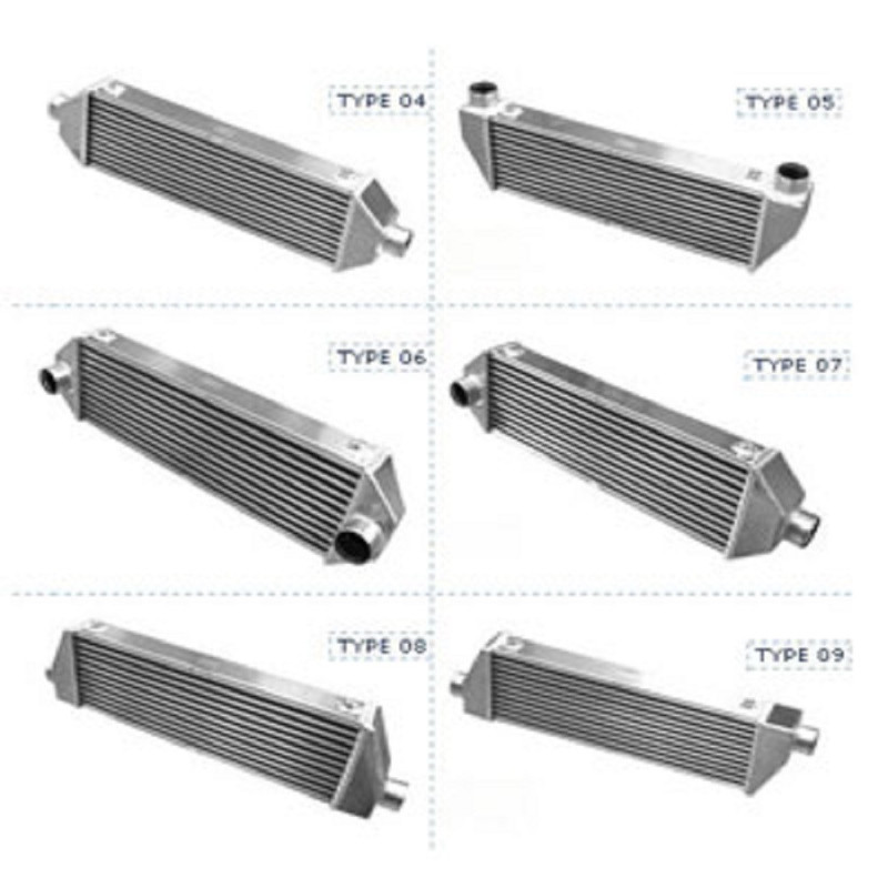 FORGE Universal-Ladeluftkühler Typ 07 - 1 zentrierter Anschluss an der Vorderseite und 1 zentrierter seitlicher Anschluss - 665x - FO-FMINT107U.57.M8 - FMINT100UNIV-M8-TD57-UT07 - 3661768826454