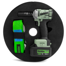 Mousse Kielder® pour emplacement roue de secours avec découpe sangle de remorquage et trou central