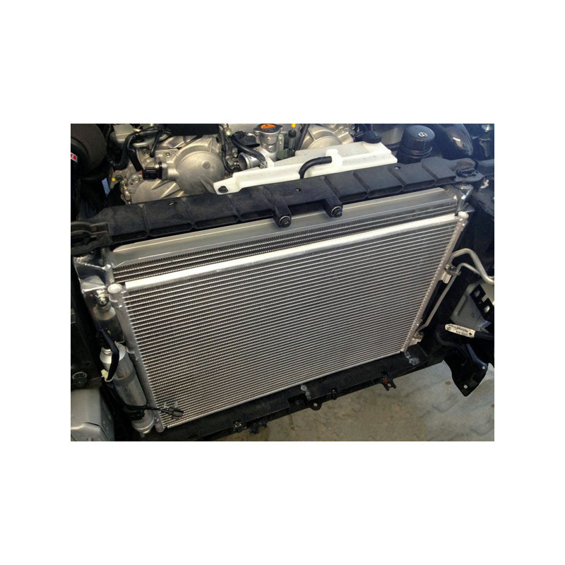 Radiateur d'eau Alu MISHIMOTO Nissan 370Z (2009-2020) - MIM-RAD-370Z-09 - MMRAD-370Z-09 - 3666618727424