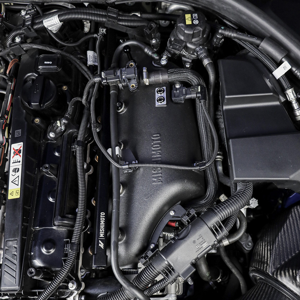 Collecteur avec charge cooler Mishimoto BMW M3/M4/M2 G8X (2021-2026) - MIM-INT-G80-21.N - MMINT-G80-21BK