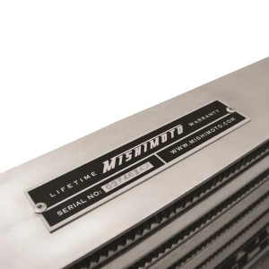 Universeller Ladeluftkühler Mishimoto M Line