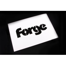 Stencil con logo Forge