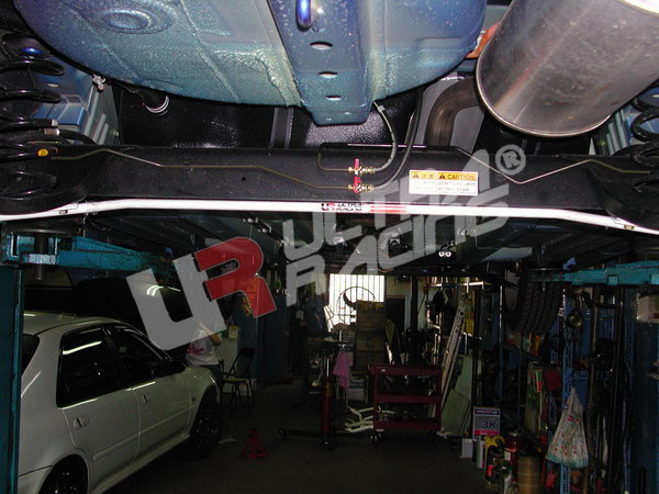 Barra antirollio posteriore ULTRA RACING Suzuki Swift 05-09 19mm - U-211168-X - UR-AR19-102 - 3666618661797