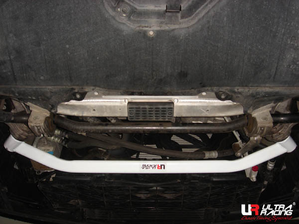 Unterer vorderer 2-Punkt-Spurstabilisator ULTRA RACING BMW 5er E60 530 - U-211279-X - UR-LA2-539 - 3666618711423