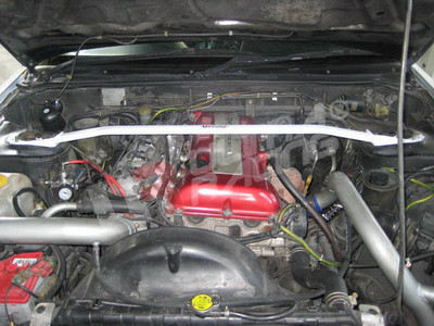ULTRA RACING Front upper anti-roll bar Nissan S13 89-94 SR20DET - U-213377-X - UR-TW2-080 - 3666618704661
