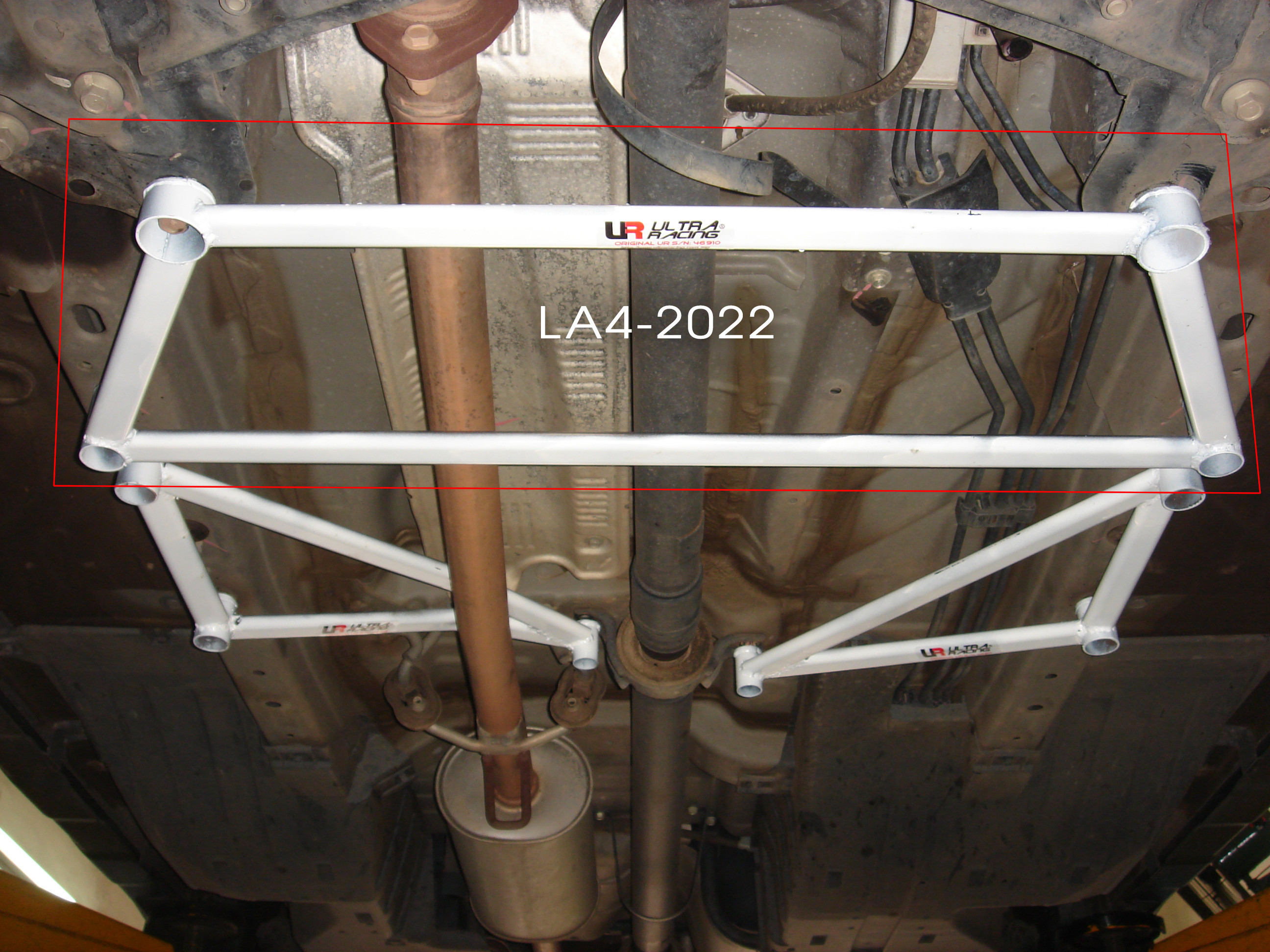ULTRA RACING Front frame reinforcement bar 4 points Honda CRV 12+ 4WD - U-221367-X - UR-LA4-2022 - 3666618695839