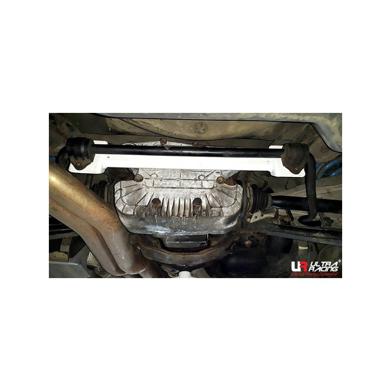 Hintere untere 2-Punkt-Querstrebe ULTRA RACING BMW 3er E46 M3 3.2 01-06 - U-229718-X - URTW-RL2-2887 - 3666618714660
