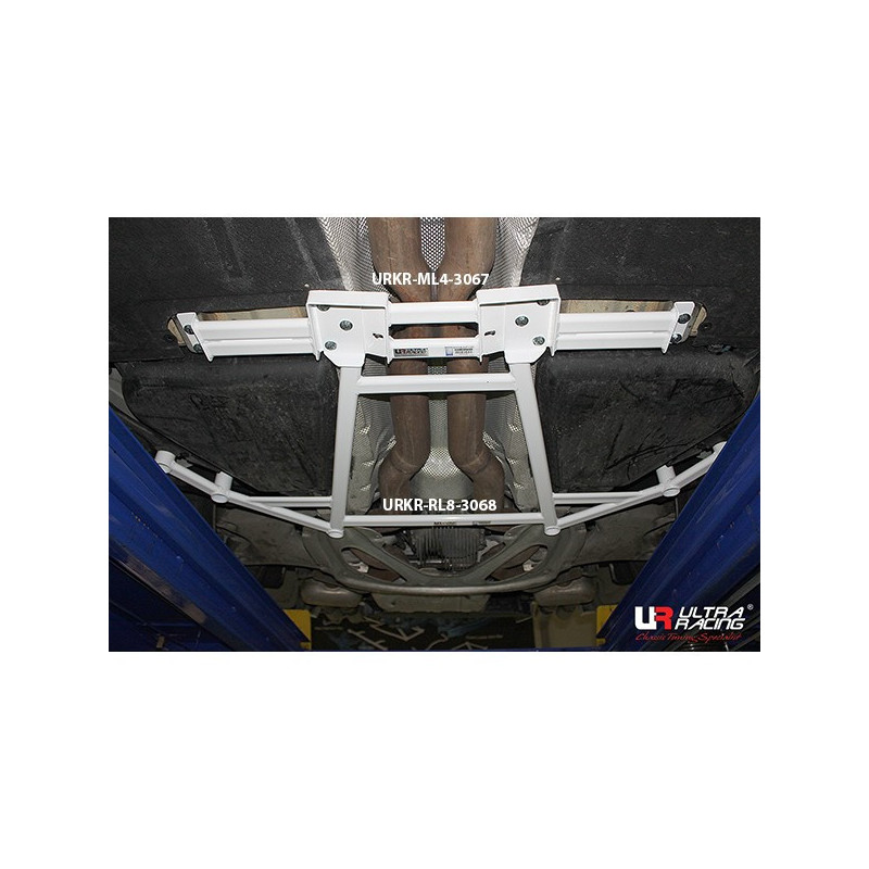 ULTRA RACING Rear lower anti-roll bar 8 points BMW M5 F10 10+ - U-229727-X - URKR-RL8-3068 - 3666618714646
